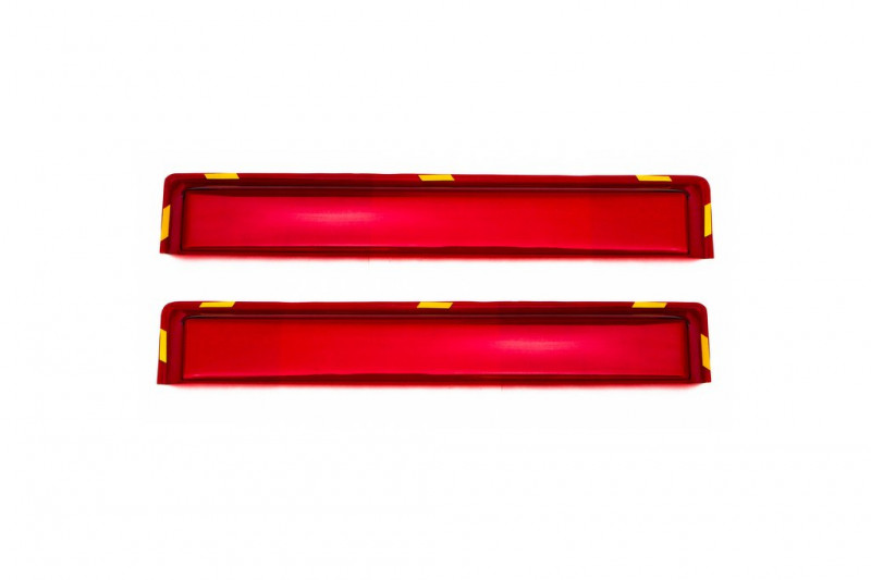 Дефлектор а/м МАЗ (прямой) красный